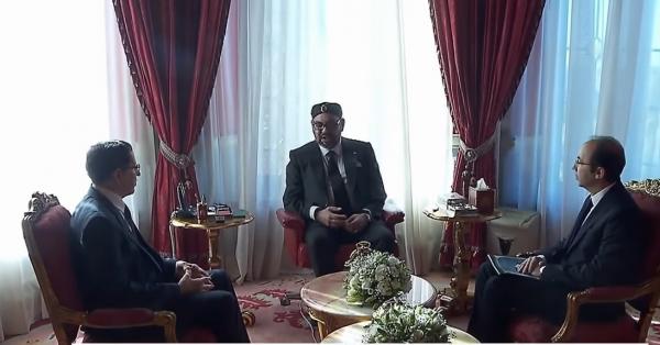 الملك محمد السادس يستقبل بالقصر الملكي رئيس الحكومة  ووزير الصحة