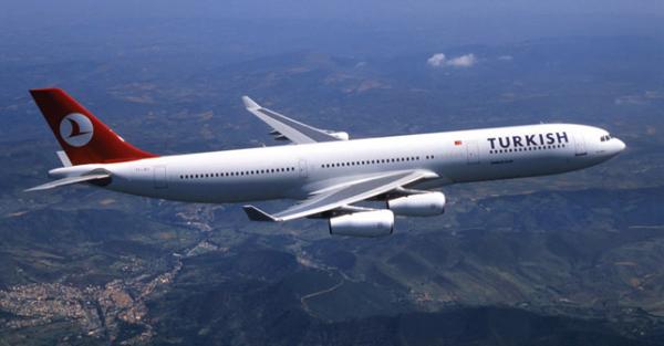 مسافرون مغاربة يعيشون رعبا حقيقيا بعد اشتعال نيران في طائرة تركية متوجهة نحو الدارالبيضاء