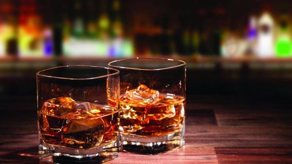 الكحول يتسبب في الإصابة بمرض السرطان