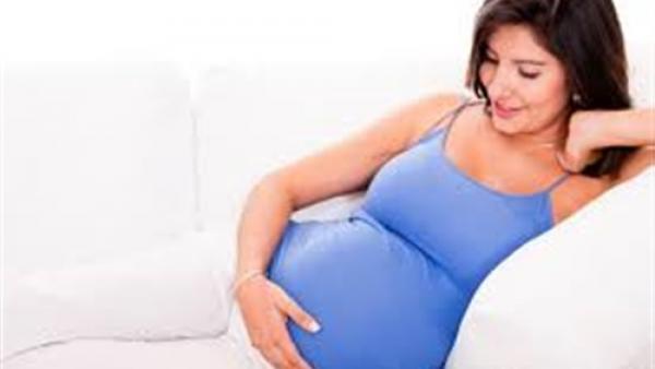 5 مأكولات ومشروبات تسبب الولادة المبكرة.. احذريها