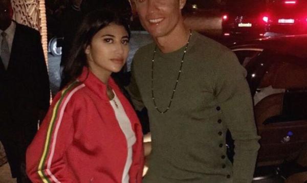 عارضة الأزياء المغربية عبلة الصوفي تتحدث عن لقائها مع رونالدو