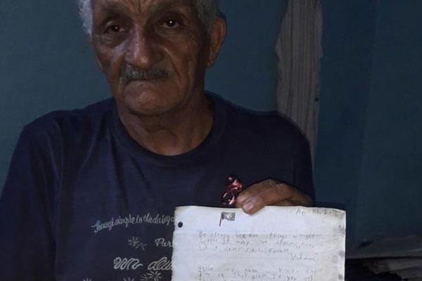 طالبة أمريكية ألقت رسالة في المحيط.. وجاءها الرد من المغرب بعد أزيد من عام!