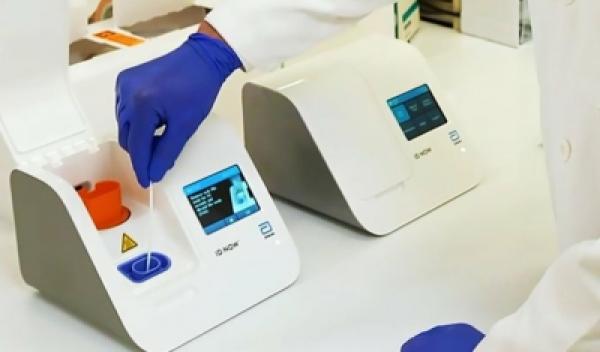 باحثون صينيون يطورون أجهزة اختبار للكشف عن (كوفيد-19) في 45 دقيقة