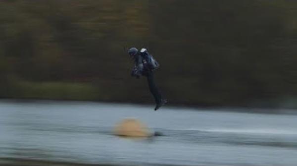 بريطاني يدخل موسوعة غينيس كأسرع "رجل حديدي" في العالم