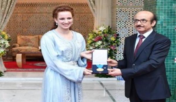 الأميرة للاسلمى تتسلم بالرباط الميدالية الذهبية لمنظمة الصحة العالمية