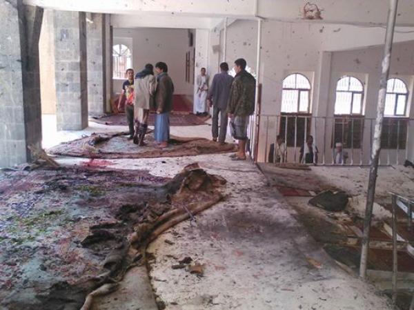 داعش تتبنى تفجير مسجدي صنعاء و هذه حصيلة القتلى الجديدة