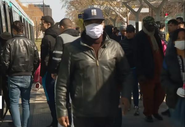 هل يلتزم الفرنسيون بالحجر الصحي؟ شاهد كيف قضى بعضهم عطلة نهاية الأسبوع