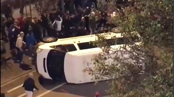 شاهد تخريب و فوضى ببروكسيل أثناء احتفالات بتأهل المنتخب المغربي و التونسي للمونديال