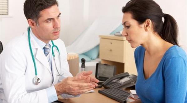 النمو المفرط للشعر لدى المرأة...علام يدل؟