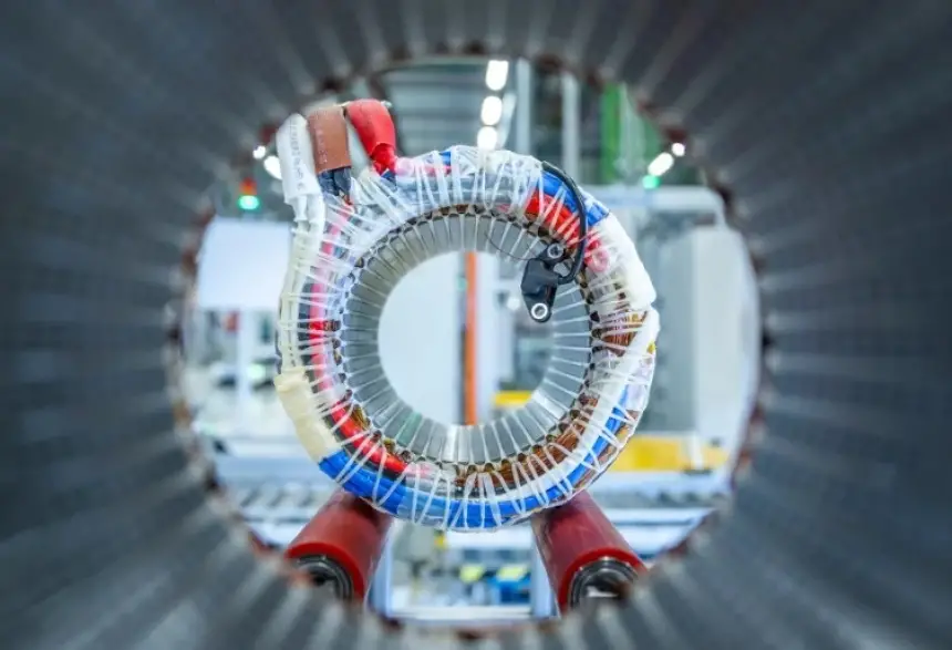 كوريا الجنوبية تكشف عن أول محرك كهربائي في العالم بلا معادن