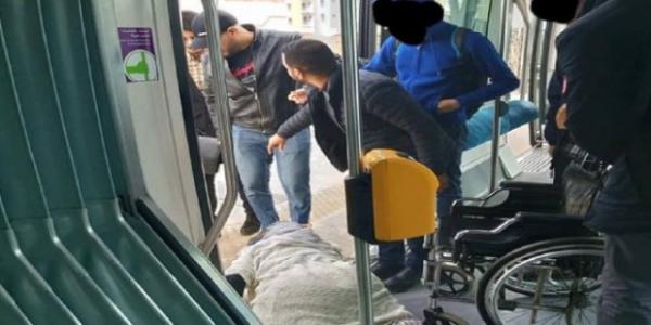 بلاغ شركة "طرامواي" حول واقعة سحل مُراقب لسيدة في حالة إعاقة