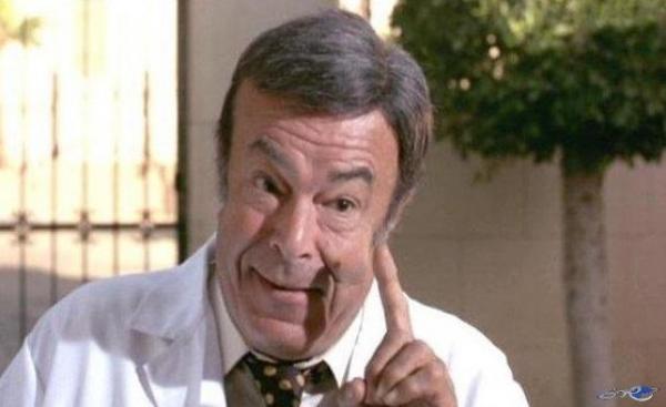 وفاة الفنان الكوميدي نبيل الهجرسى