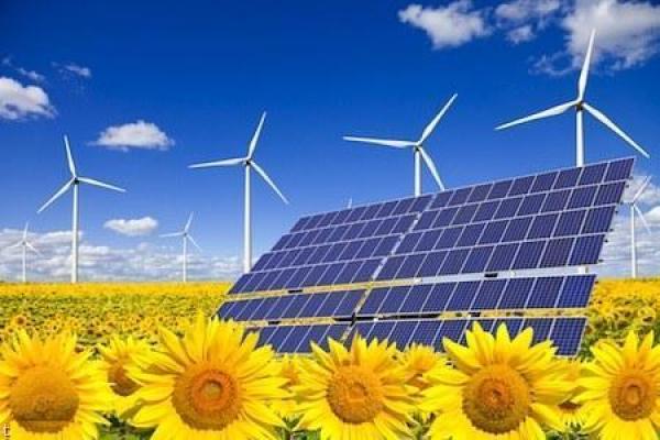  المغرب الذي يتوفر على مؤهلات هائلة في مجال الطاقات المتجددة٬ 