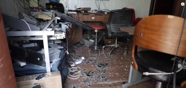 مسلحون ملثمون ينفذون هجوما على مكاتب قنوات إعلامية عربية و عراقية