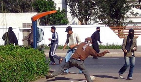 جامعة القاضي عياض بمراكش تشهد مناوشات عنيفة بين الفصائل الطلابية بمراكش