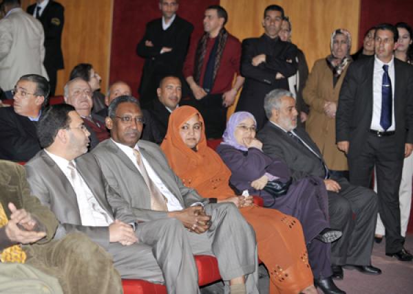 ابن كيران يفاجئ جمهور مسرح محمد الخامس 