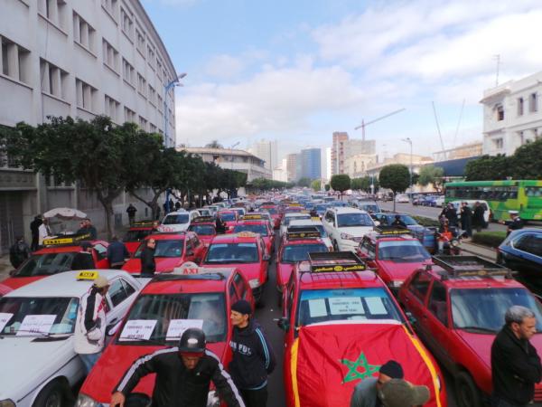 المركزيات النقابية تصف الإضراب العام ب"الملحمة النضالية" و تؤكد أن نسبة المشاركة فاقت 84%