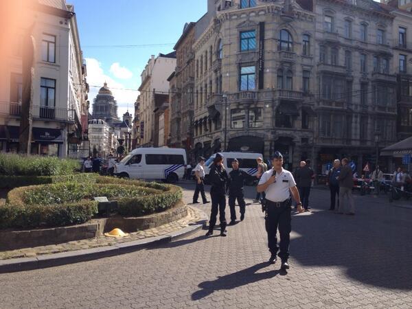 ثلاثة قتلى وجريح في اطلاق نار وسط بروكسيل