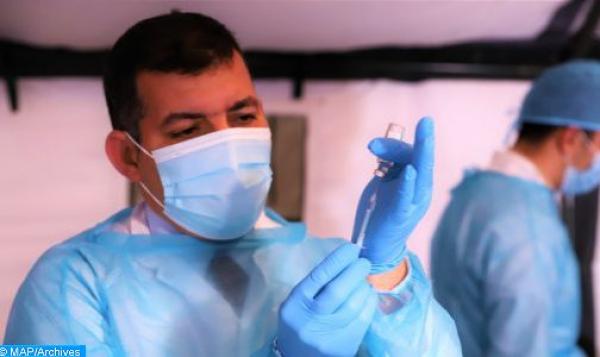 دراسة خطيرة: كبار السن غير الملقحين معرضون لخطر دخول المستشفى 50 مرة أكثر من الملقحين