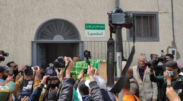 جثمان "الحاجة الحمداوية" يوارى الثرى بمقبرة الشهداء بالدار البيضاء