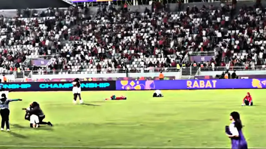 انهيار لاعبات المنتخب الوطني وفرحة عارمة للنيجيريات بعد إعلان نهاية المواجهة