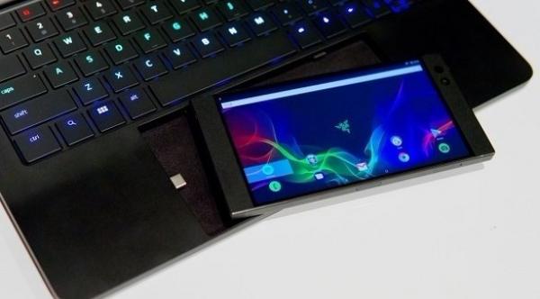 بالصور: كمبيوتر المستقبل وأفضل جهاز بمعرض لاس فيغاس