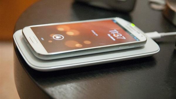 الشحن اللاسلكي.. قريباً  بنفس كفاءة الشحن السلكي..!