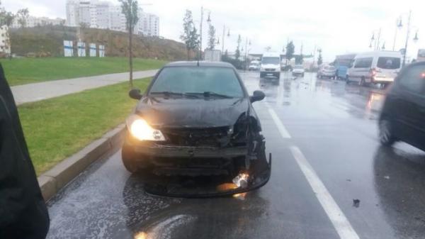 بالصور: أمطار قوية و فيضانات تتسبب في حوادث سير بطنجة و تطوان