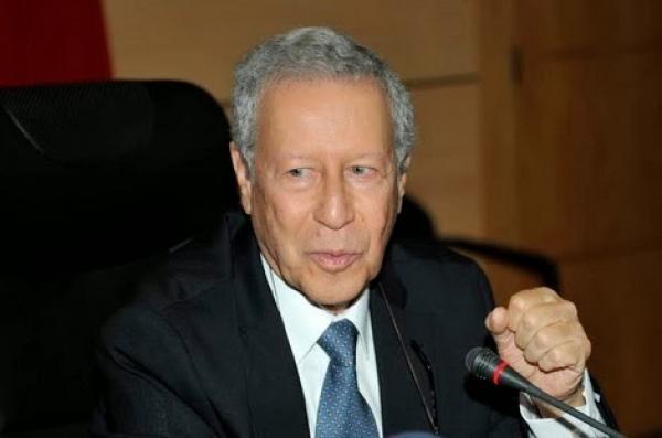 بمناسبة اليوم العالمي للمدرس بلمختار يتغزل بالأسرة التعليمية