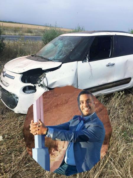 الكوميدي " فتاح الجوادي" ينجو من الموت المحقق بعد حادث خطير بين فاس و مكناس