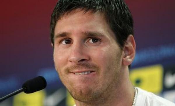 المدرب الأرجنتيني كابا: ميسي سئم من زوجته !