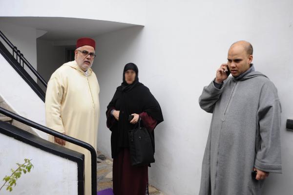 حفيدا بنكيران يتعرضان للسرقة بملعب طنجة قبل مباراة برشلونة واشبيلية