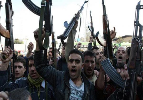 السعودية وقطر توقفان مد المعارضة السورية بأسلحة ثقيلة بسبب المخاوف الأميركية