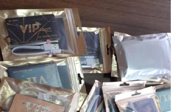 عملية أمنية واسعة بثلاثة مدن تُسفر عن اعتقال 6 أشخاص في قضية ترويج وبيع أجهزة تستعمل في الغش المدرسي!