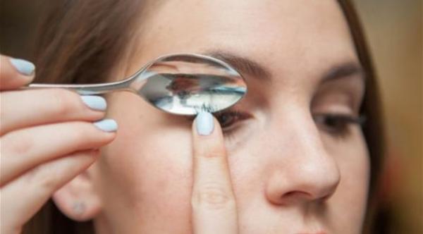 علاجات منزلية للأكياس تحت العين