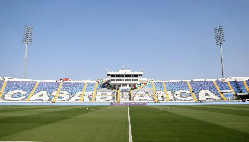 بالصور..المركب الرياضي محمد الخامس بالدار البيضاء يكتسي حلة جديدة