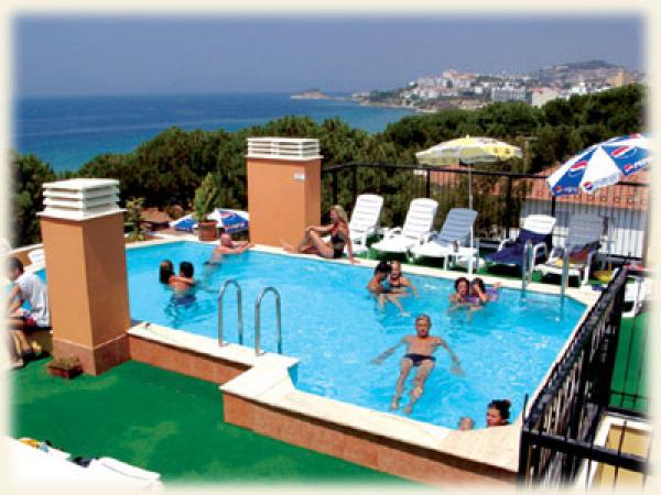 المغاربة يتدفقون على تركيا بسبب سياستها الخارجية المساندة للعرب