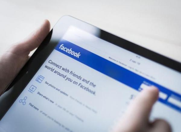 3 أخطاء ترتكبها على الفيسبوك.. قد تشعر المقربين منك بالاشمئزاز!