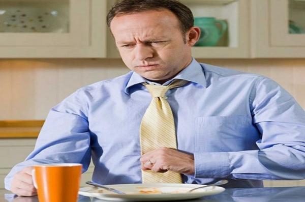 آلام القولون وتاثيرها على العلاقة الزوجية