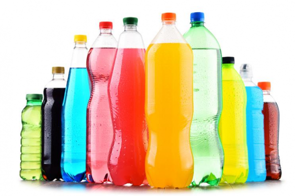 وزارة الصحة بسنغافورة تعتزم حضر إعلانات المشروبات الغازية والعصائر الغنية بالسكريات