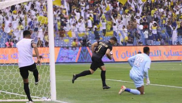 بالفيديو: داكوستا والأحمدي يعرقلان مسيرة حمد الله نحو لقب الدوري السعودي