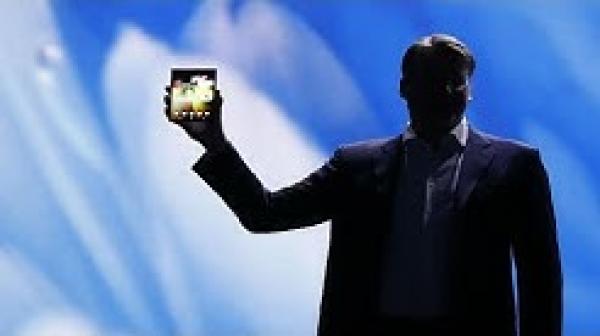 سامسونغ تكشف عن مميزات هاتفها الجديد القابل للطي "غالاكسي فولد"…