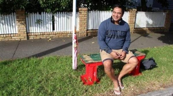 هل هذا أغرب موقف للحافلات في العالم؟