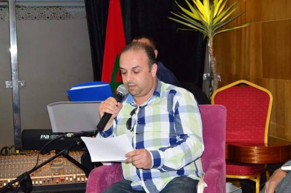 حادثة صادمة...الميكروفون ينهي حياة رئيس رابطة أدباء الشمال فوق منصة معرض الكتاب بتطوان