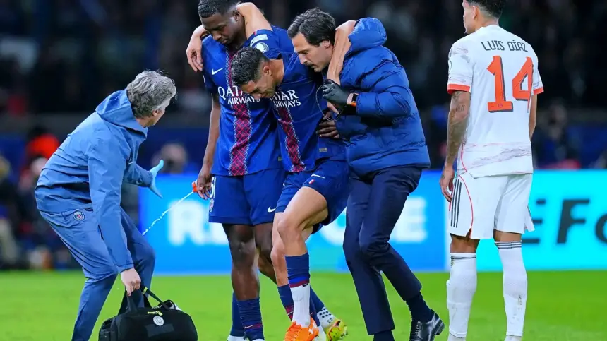 تقرير جديد صادم يتوقع غياب "حكيمي" لفترة طويلة بعد تعرضه لإصابة خطيرة خلال مواجهة البايرن