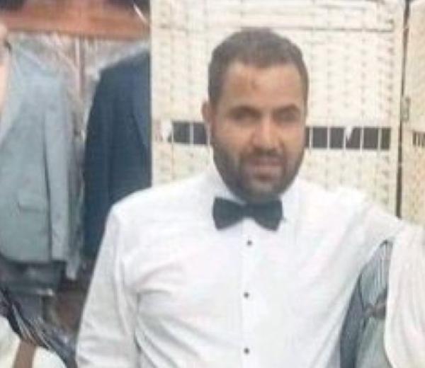 في واقعة جد مؤثرة.. شاب جزائري كفيف وفقير يطلب من الناس حضور حفل زفافه حتى لا يكون وحيدا فكانت النتيجة لا تصدق