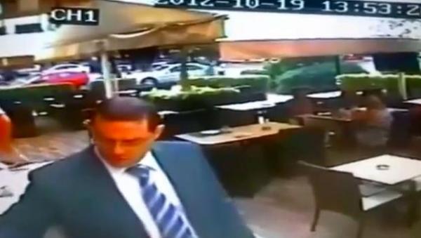 كاميرا مطعم توثق لحظة انفجار الأشرفية في بيروت (فيديو)