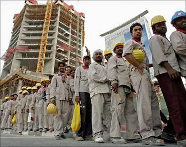 تقـرير: وفاةُ 400 عاملٍ نيبالي بمُنشآت كأسِ العالمِ 2022