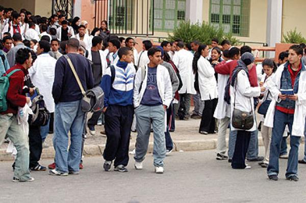 سـابقة بالمغرب .. إحداث 8 مسارات مهنية لتلاميذ التعليم الثانوي الإعدادي