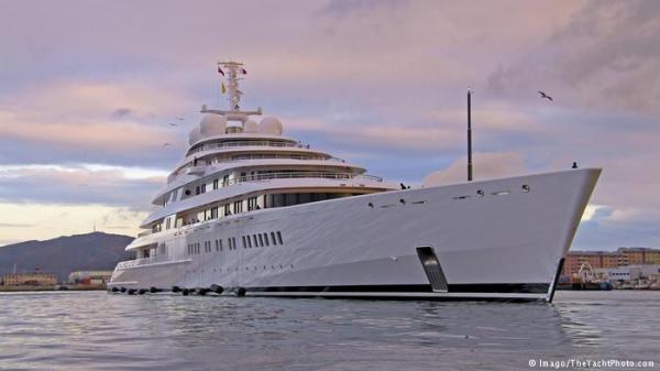 في صور.. أهم وسائل النقل البحري العملاقة في العالم